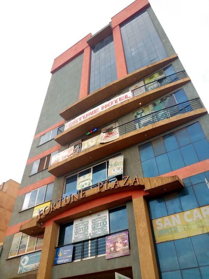 Shangri-La Fortune Hotel Kampala Esterno foto